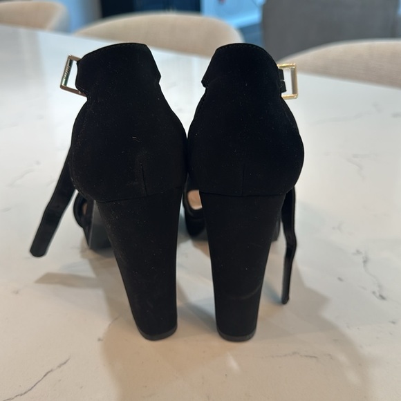 Heart in D suede black heels, angle strap. New w/o tags/box. Women’s size 7.5. - Picture 7 of 8